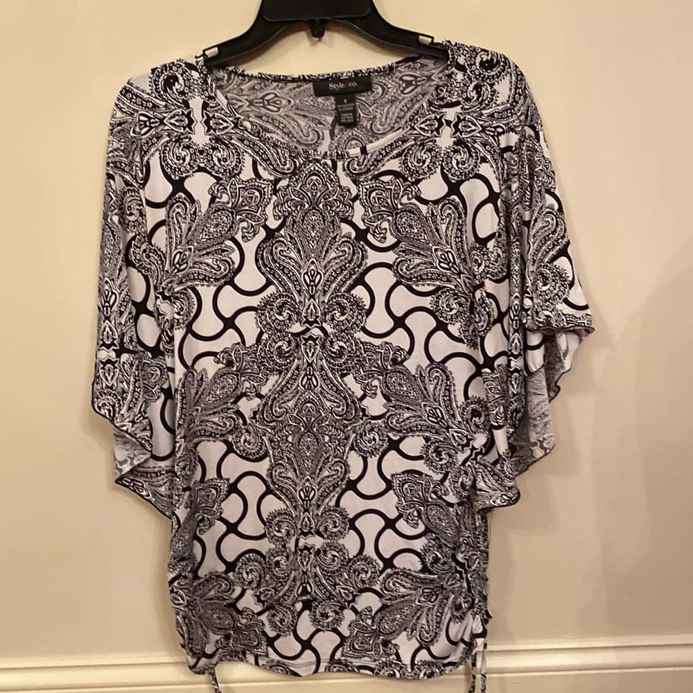 3/$30 SALE!!  Style & Co. Ladies fashion top!